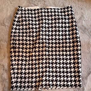 The Limited Black and White Houndstooth Pencil Skirt